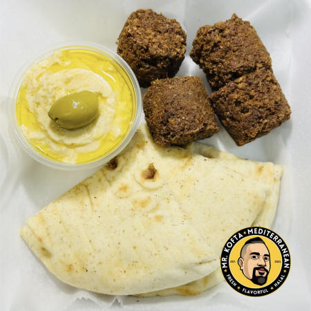 Hummus Pita Falafels